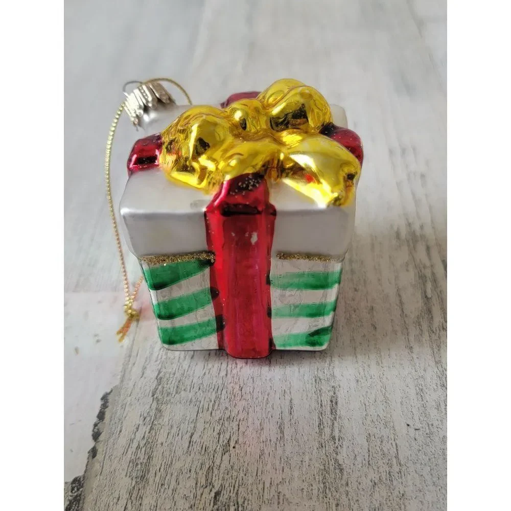 Green‎ striped present gift bow blown glass ornament Xmas decor
